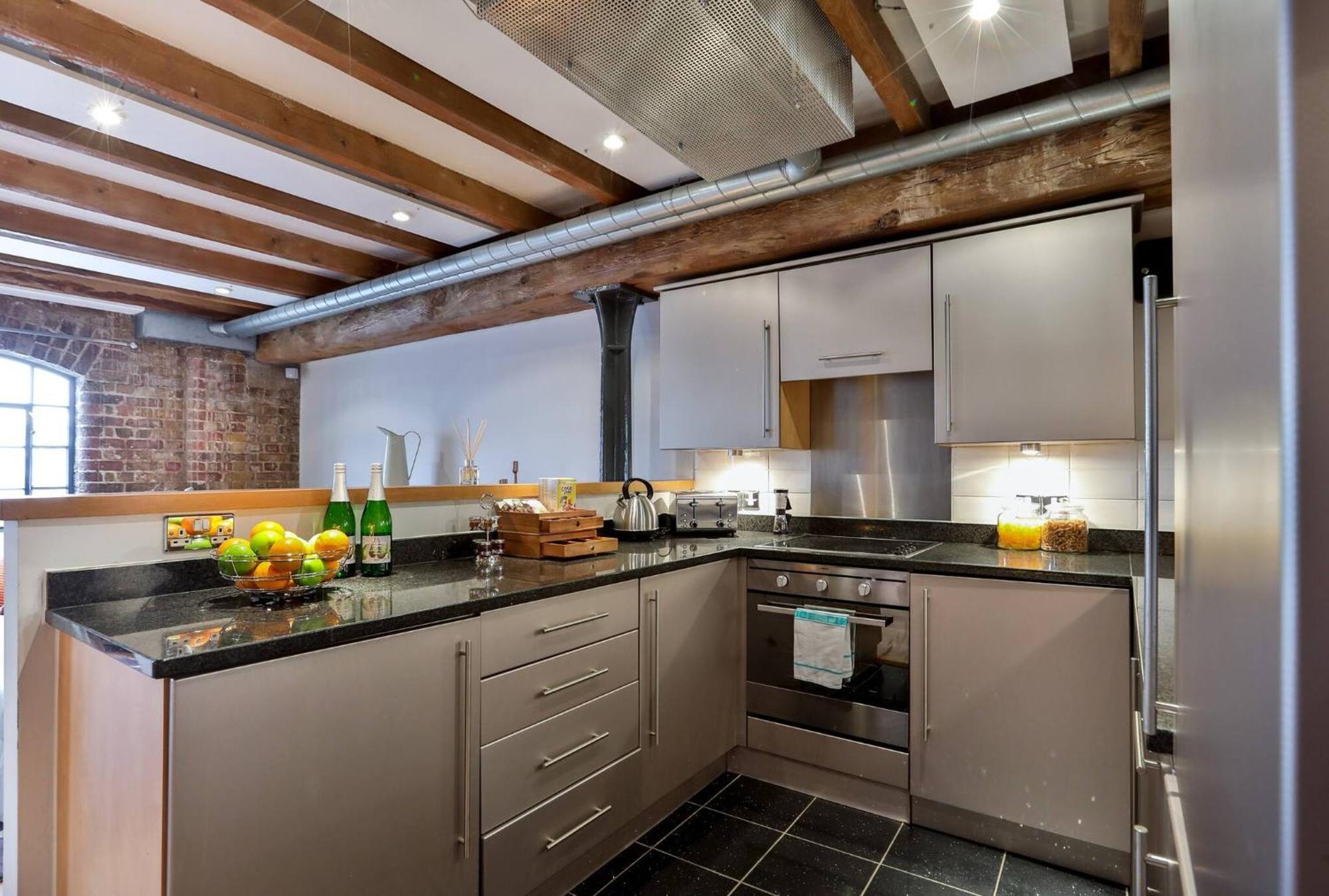 Wild Roses Serviced Apartments - Excel Warehouse 1 London Eksteriør billede